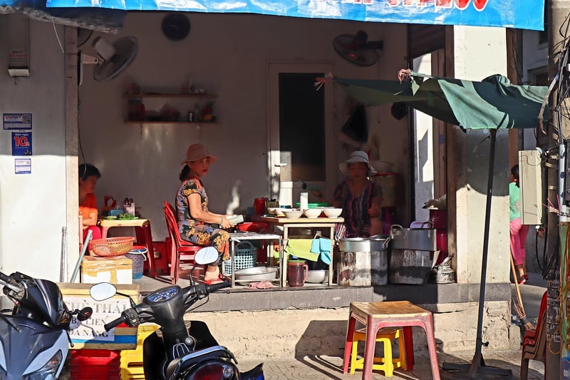 Whimsical Eateries